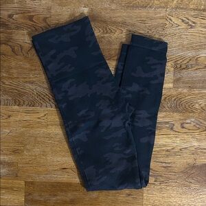 Spanx Black Camo Active Leggings High Rise Size S Compression